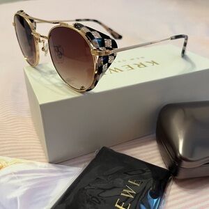 Krewe round sunglasses